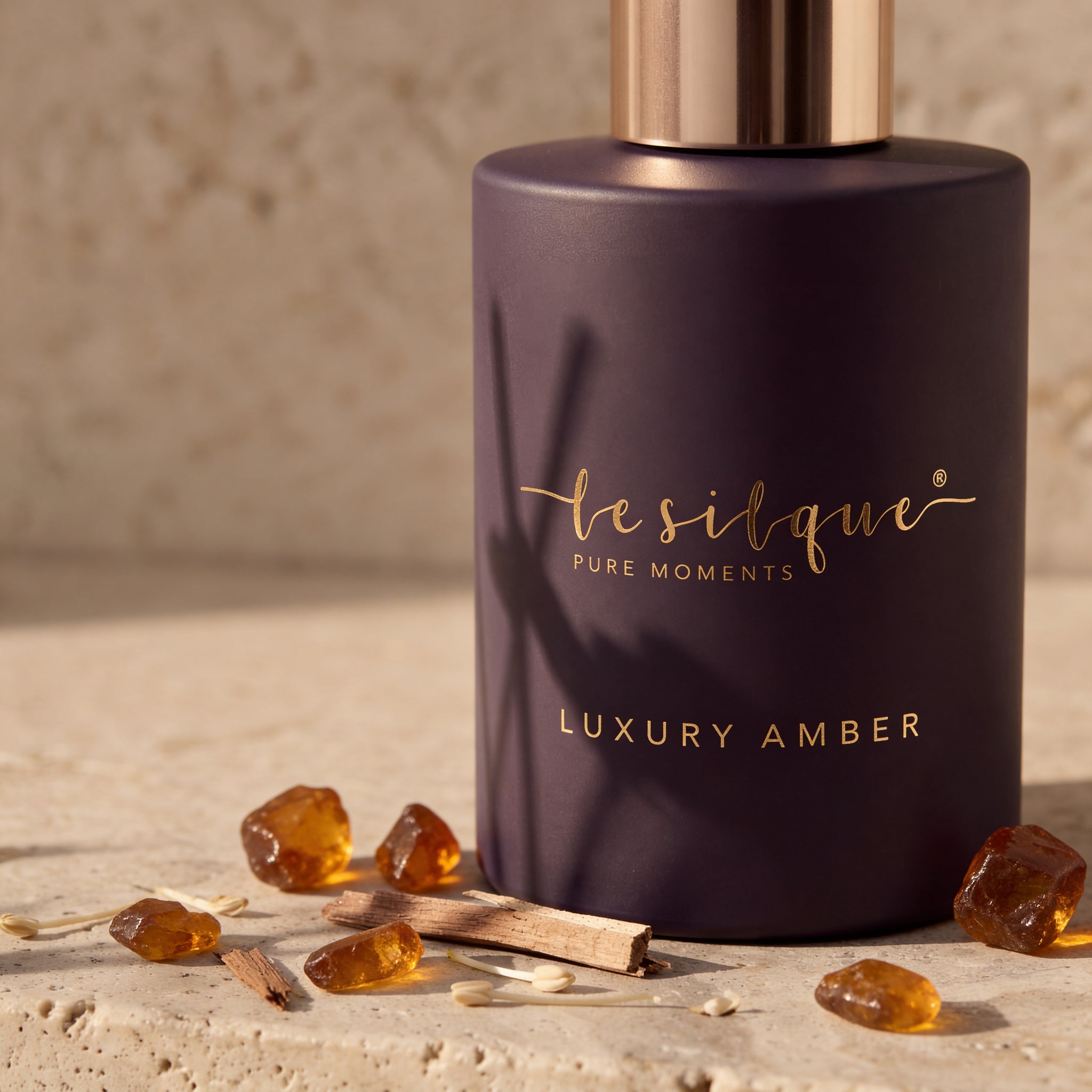 Dyfuzor zapachowy z patyczkami LUXURY AMBER 120 ml | LE SILQUE
