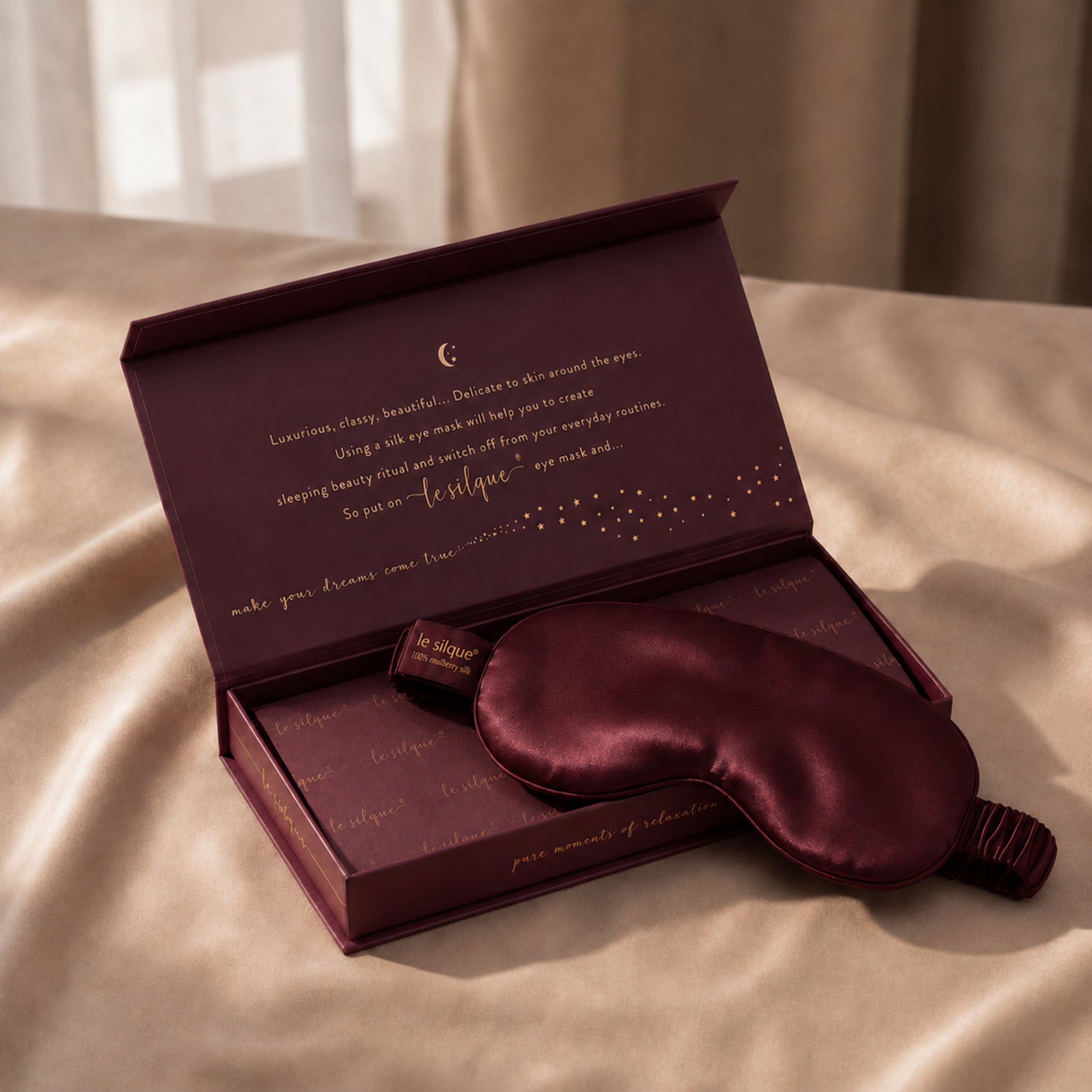 Silk Sleep Mask – BURGUNDY | LE SILQUE