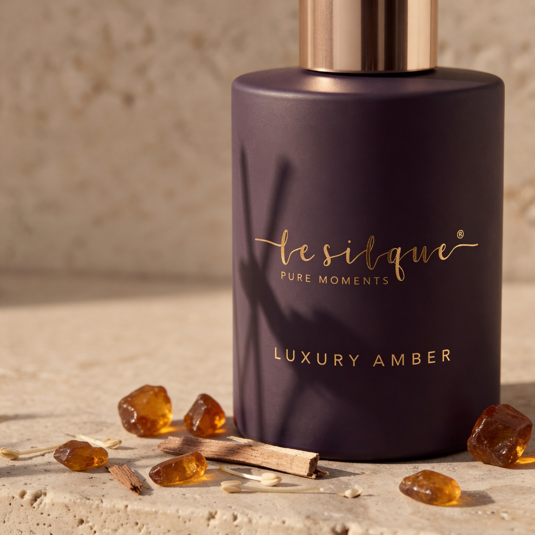 Dyfuzor zapachowy z patyczkami LUXURY AMBER 120 ml | LE SILQUE